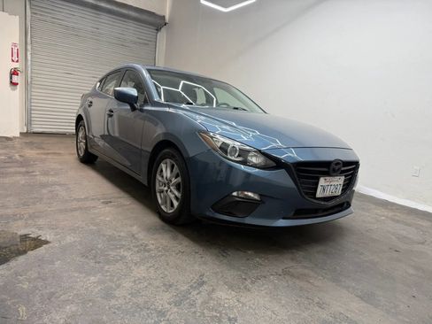Used 2016 MAZDA MAZDA3 i Sport w/ Preferred Equipment Package FWD image 1