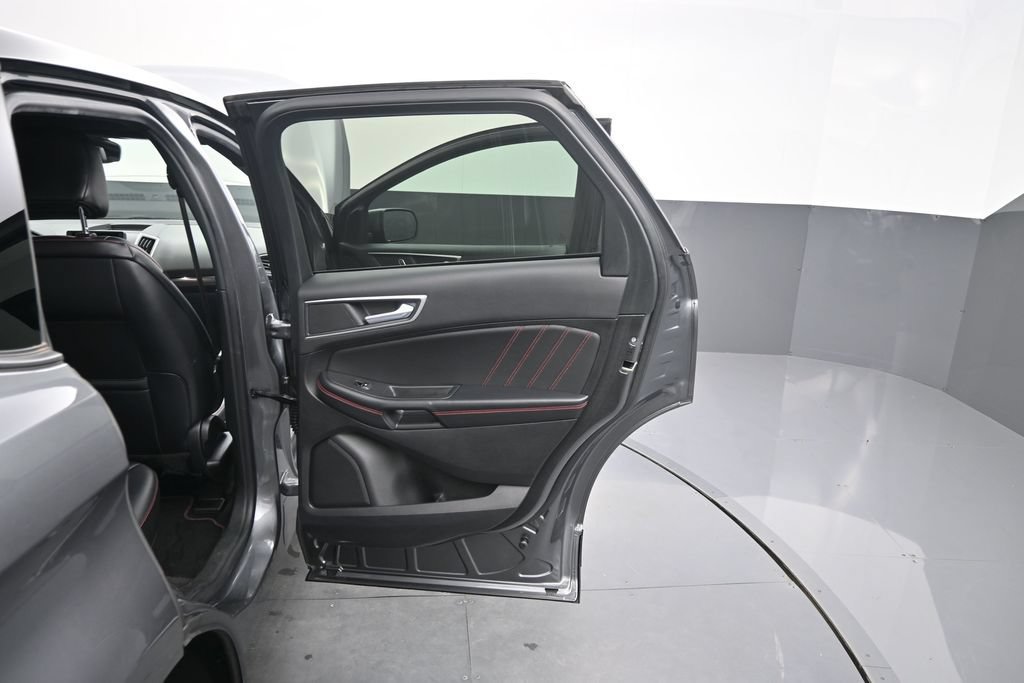 Used 2024 Ford Edge ST-Line AWD/4WD image 28
