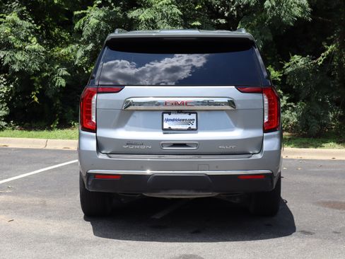 Used 2023 GMC Yukon SLT RWD image 12