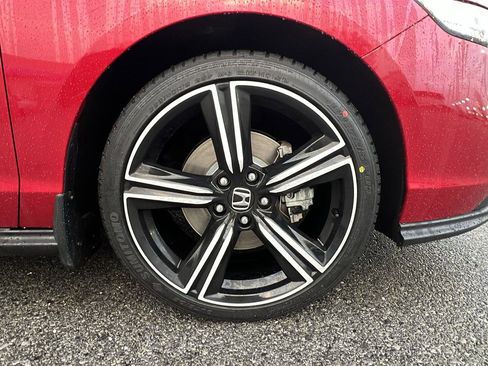 Used 2023 Honda Accord Sport image 9