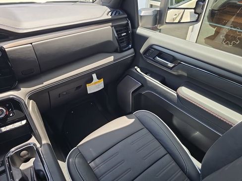 New 2026 GMC Sierra 2500 AT4X AWD/4WD image 15
