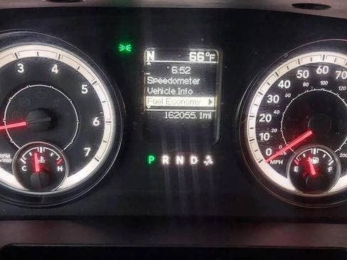 Used 2014 RAM 3500 Tradesman w/ Chrome Appearance Group image 12