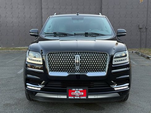Used 2018 Lincoln Navigator Reserve AWD/4WD image 3
