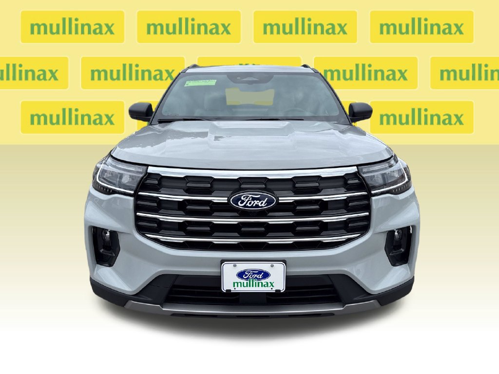 New 2027 Ford Explorer Active w/ Active Comfort Package RWD image 11