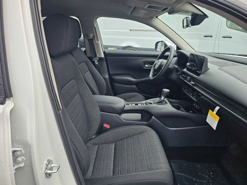New 2026 Honda HR-V LX image 10