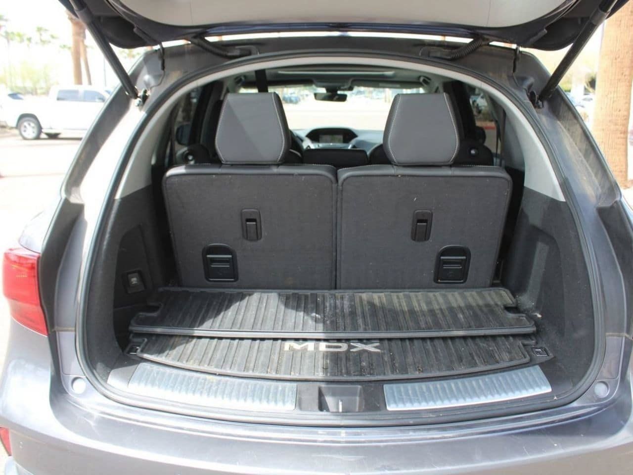 Used 2020 Acura MDX w/ Technology Package FWD image 13