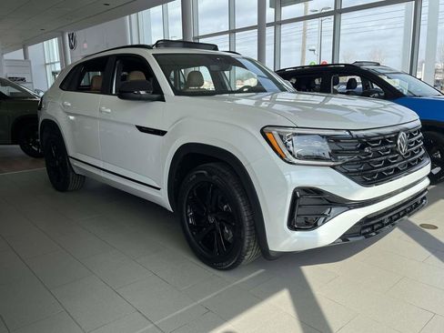 New 2026 Volkswagen Atlas Cross Sport SEL R-Line image 5