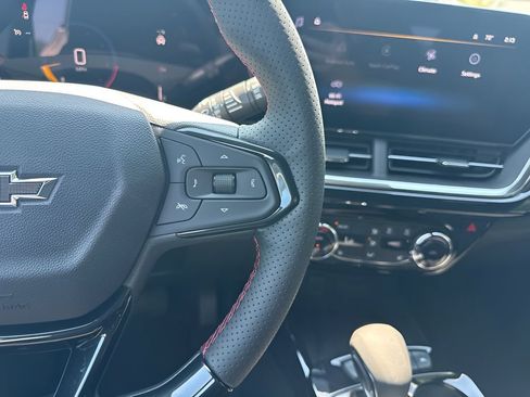 New 2026 Chevrolet Trax RS w/ Sunroof Package FWD image 15