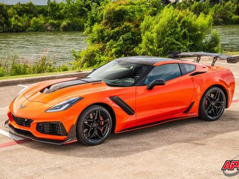 Used 2019 Chevrolet Corvette ZR1 RWD image 78