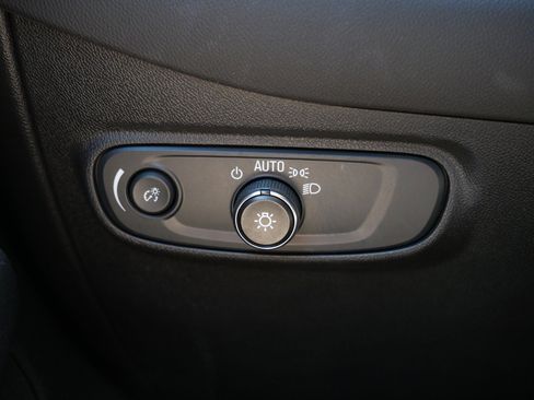 Used 2024 Chevrolet Equinox LT AWD/4WD image 25