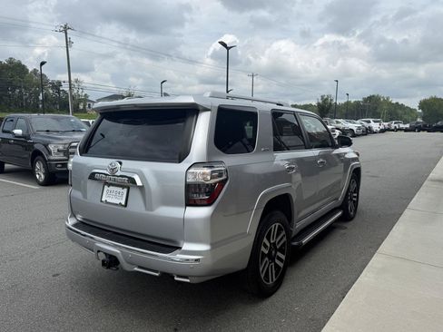 Used 2022 Toyota 4Runner Limited RWD image 6