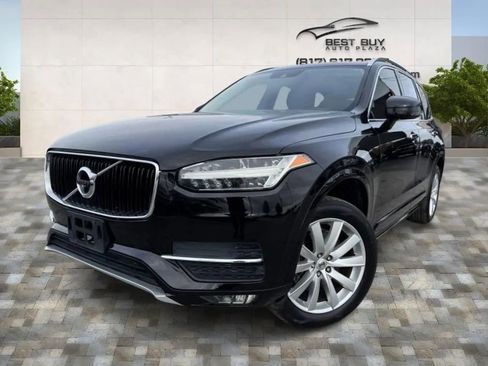 Used 2017 Volvo XC90 T6 Momentum w/ Vision Package image 3