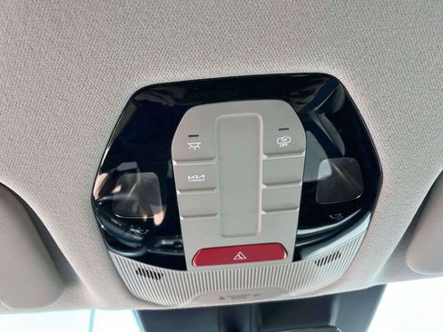 Certified 2025 Kia K4 FWD image 21
