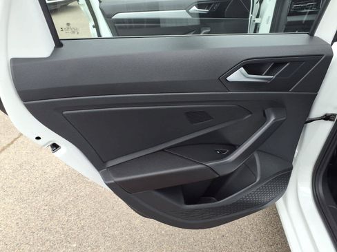 Used 2025 Volkswagen Jetta Sport FWD image 10