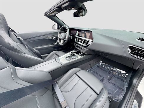 Used 2023 BMW Z4 sDrive30i w/ Premium Package image 26