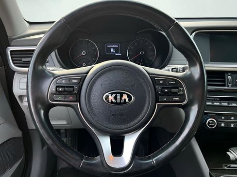 Used 2017 Kia Optima EX image 33