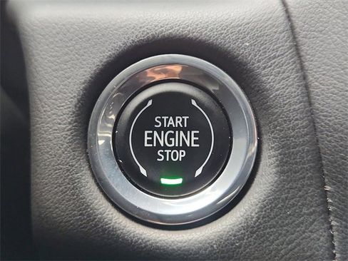 Certified 2023 Chevrolet Tahoe Z71 w/ Luxury Package image 16