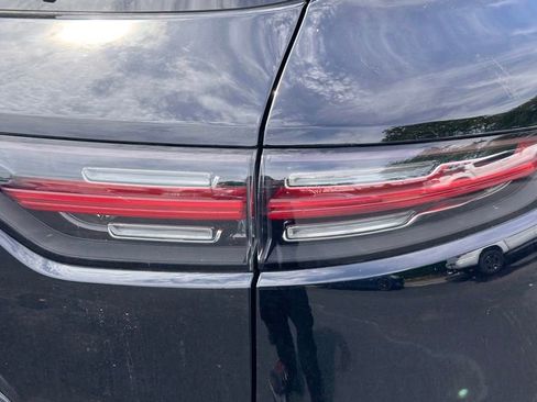Used 2019 Porsche Cayenne AWD/4WD image 9