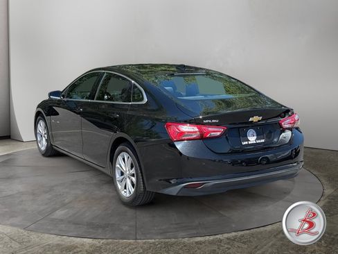 Used 2021 Chevrolet Malibu LT FWD image 5