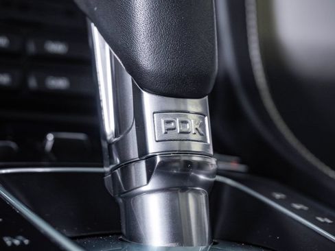 Used 2024 Porsche 718 Boxster RWD image 32