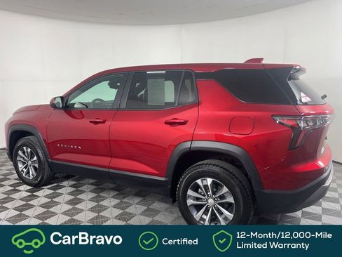 Used 2026 Chevrolet Equinox LT w/ Convenience Package II AWD/4WD image 8