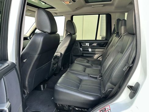 Used 2014 Land Rover LR4 HSE image 12