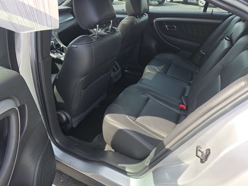 Used 2014 Ford Taurus SEL w/ Equipment Group 201A FWD image 11