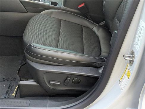 New 2026 Ford Escape SE image 4