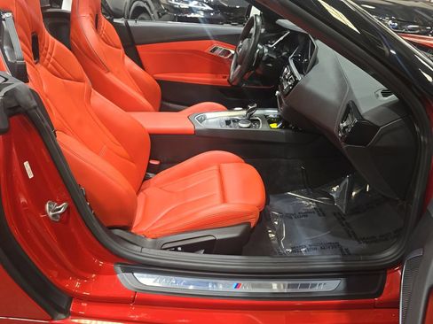 Used 2022 BMW Z4 sDrive30i w/ M Sport Package RWD image 22