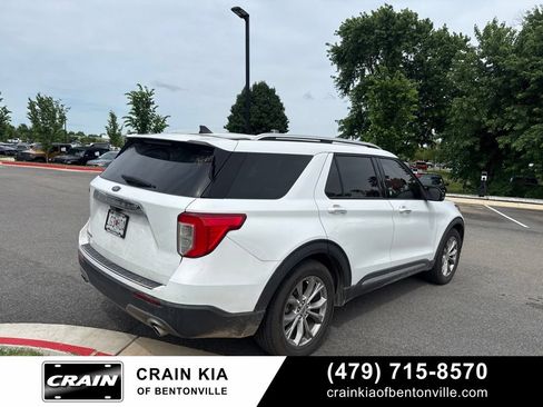 Used 2021 Ford Explorer Limited w/ Equipment Group 301A RWD image 5