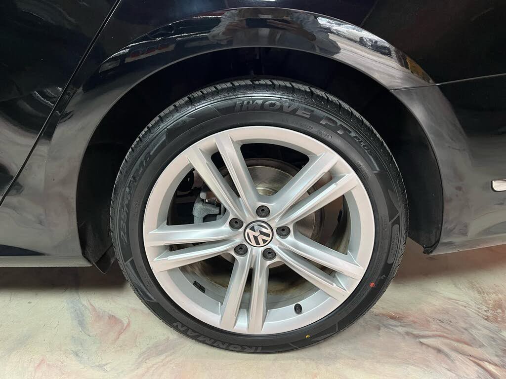 Used 2014 Volkswagen Passat TDI SE FWD image 36