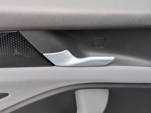 New 2026 Volkswagen Tiguan SE AWD/4WD image 26