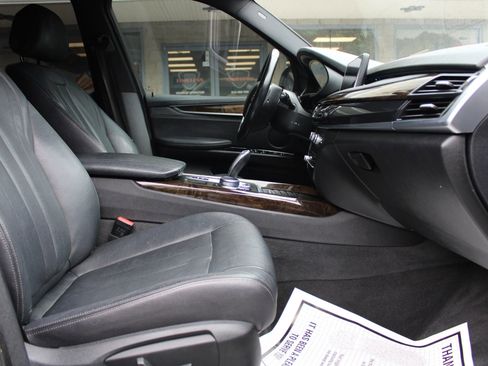 Used 2017 BMW X5 xDrive35i image 7