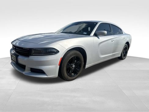 Used 2022 Dodge Charger SXT RWD image 1