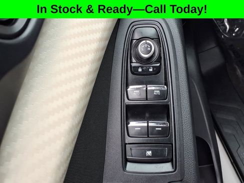 Used 2022 Subaru Ascent Premium w/ Convenience Package AWD/4WD image 17