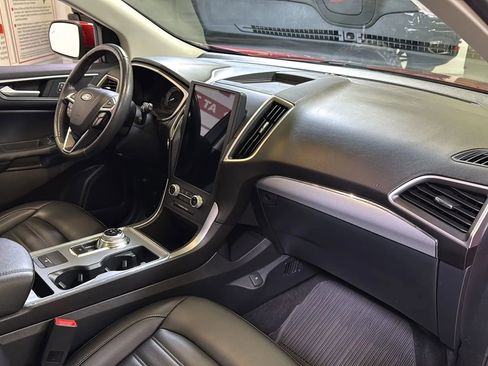 Used 2021 Ford Edge SEL w/ Convenience Package FWD image 18
