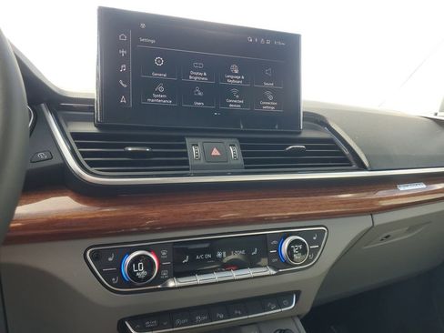 Used 2023 Audi Q5 2.0T Prestige image 26