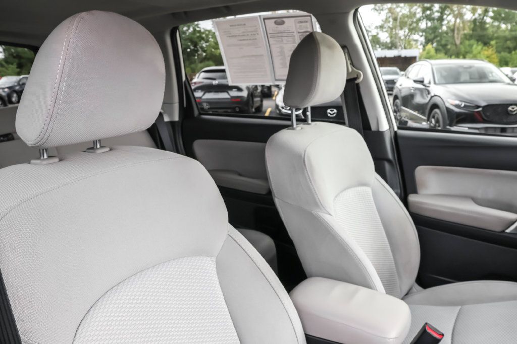 Used 2016 Subaru Forester 2.5i Premium AWD/4WD image 39