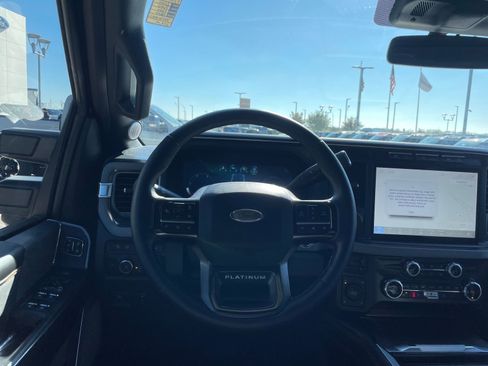 Used 2024 Ford F250 Platinum image 12