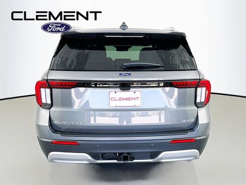New 2026 Ford Explorer Platinum w/ LUX Leather Package AWD/4WD image 7