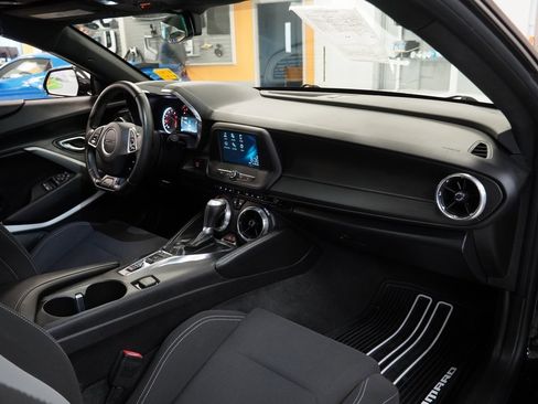 Used 2016 Chevrolet Camaro LT image 26