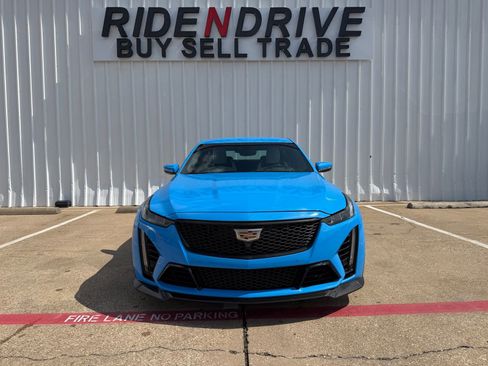 Used 2022 Cadillac CT5 V Blackwing w/ Carbon Fiber Package 2 RWD image 10