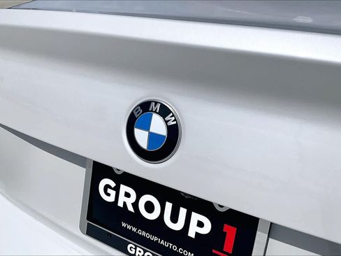 Used 2023 BMW 230i Coupe w/ Premium Package RWD image 27