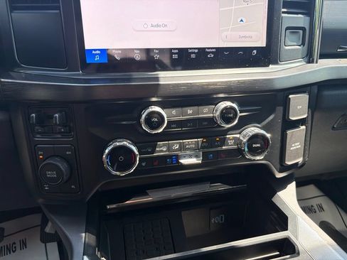 Used 2023 Ford F250 Lariat w/ Sport Appearance Package AWD/4WD image 31
