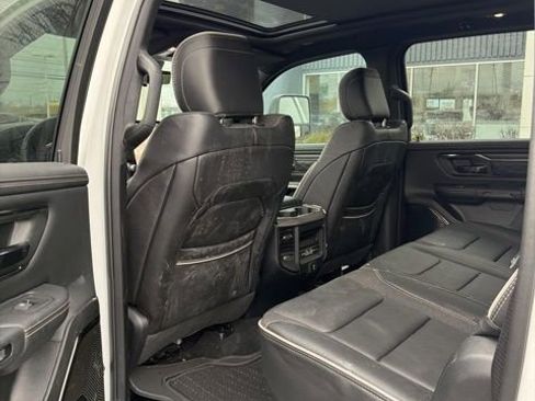 Used 2025 RAM 1500 Limited image 11