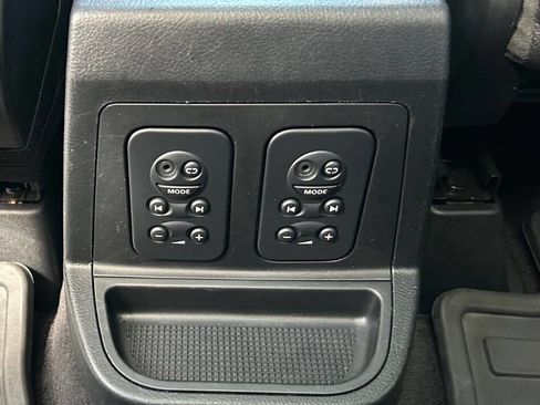 Used 2008 Land Rover LR2 SE image 17