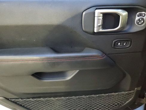 Used 2019 Jeep Wrangler Unlimited Rubicon image 16