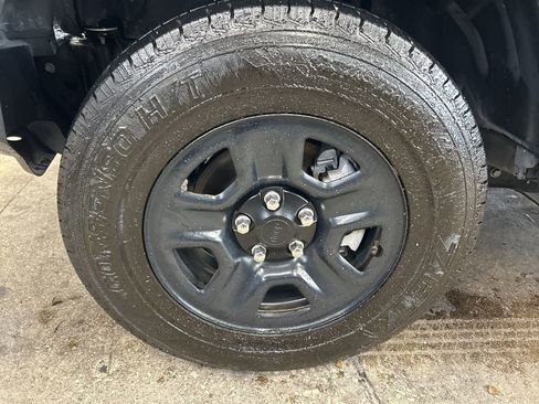 Certified 2021 Jeep Wrangler Unlimited Sport image 18