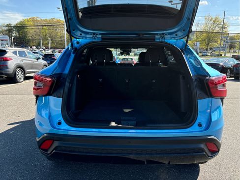 Certified 2025 Chevrolet Trax RS w/ Sunroof Package FWD image 23