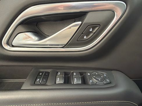 Used 2024 Chevrolet Tahoe Premier image 20